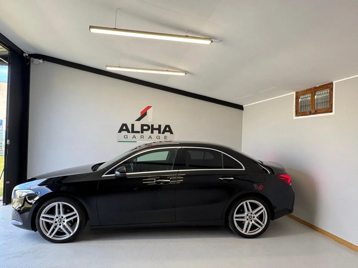 Mercedes-Benz A200