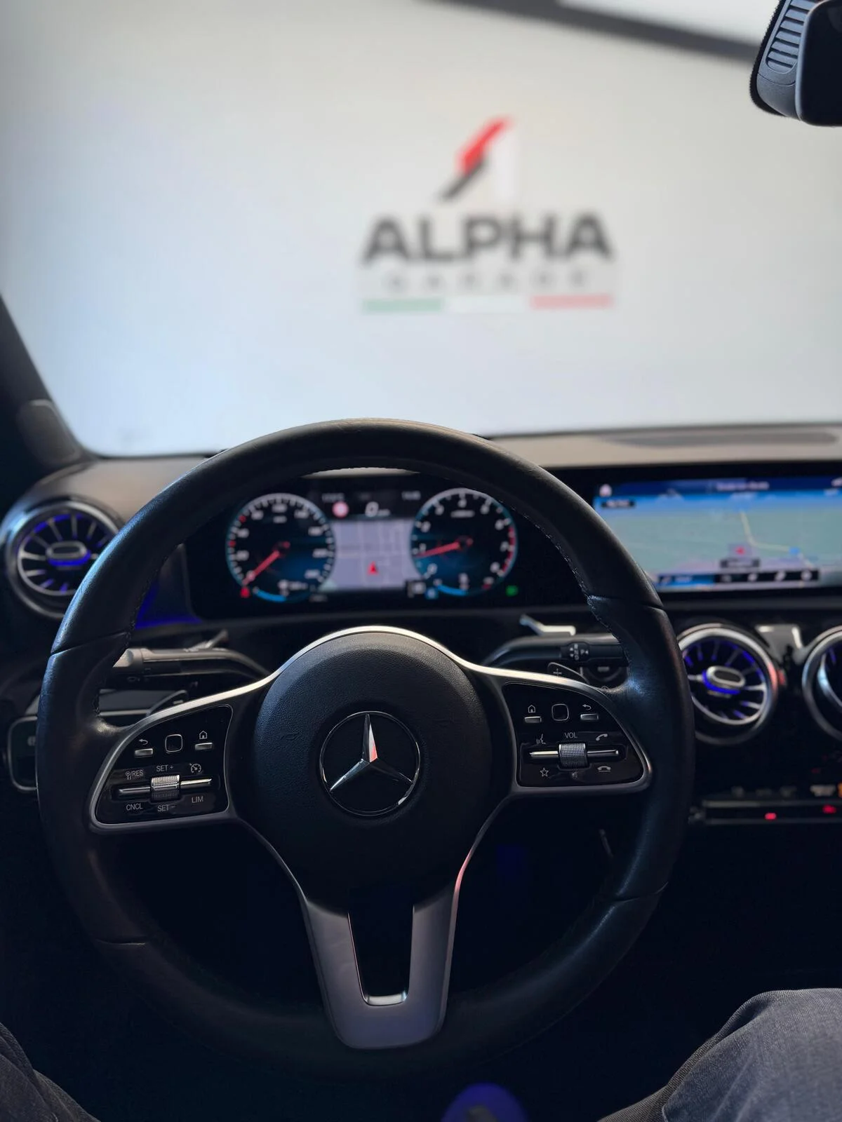 Mercedes-Benz A200