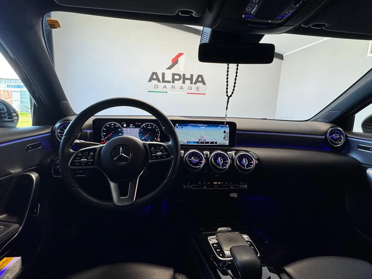 Mercedes-Benz A200