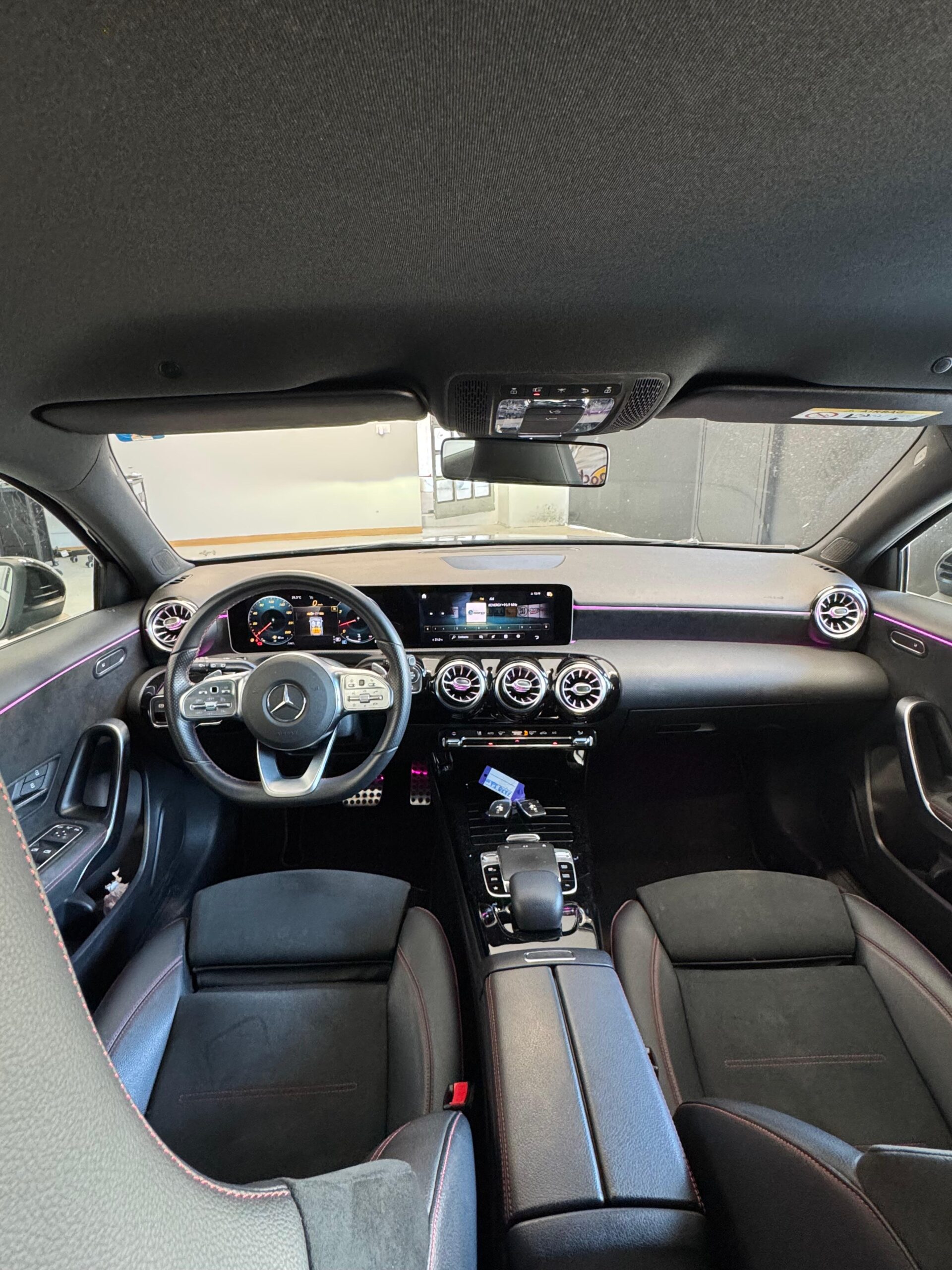 MERCEDES BENZ A220 AMG